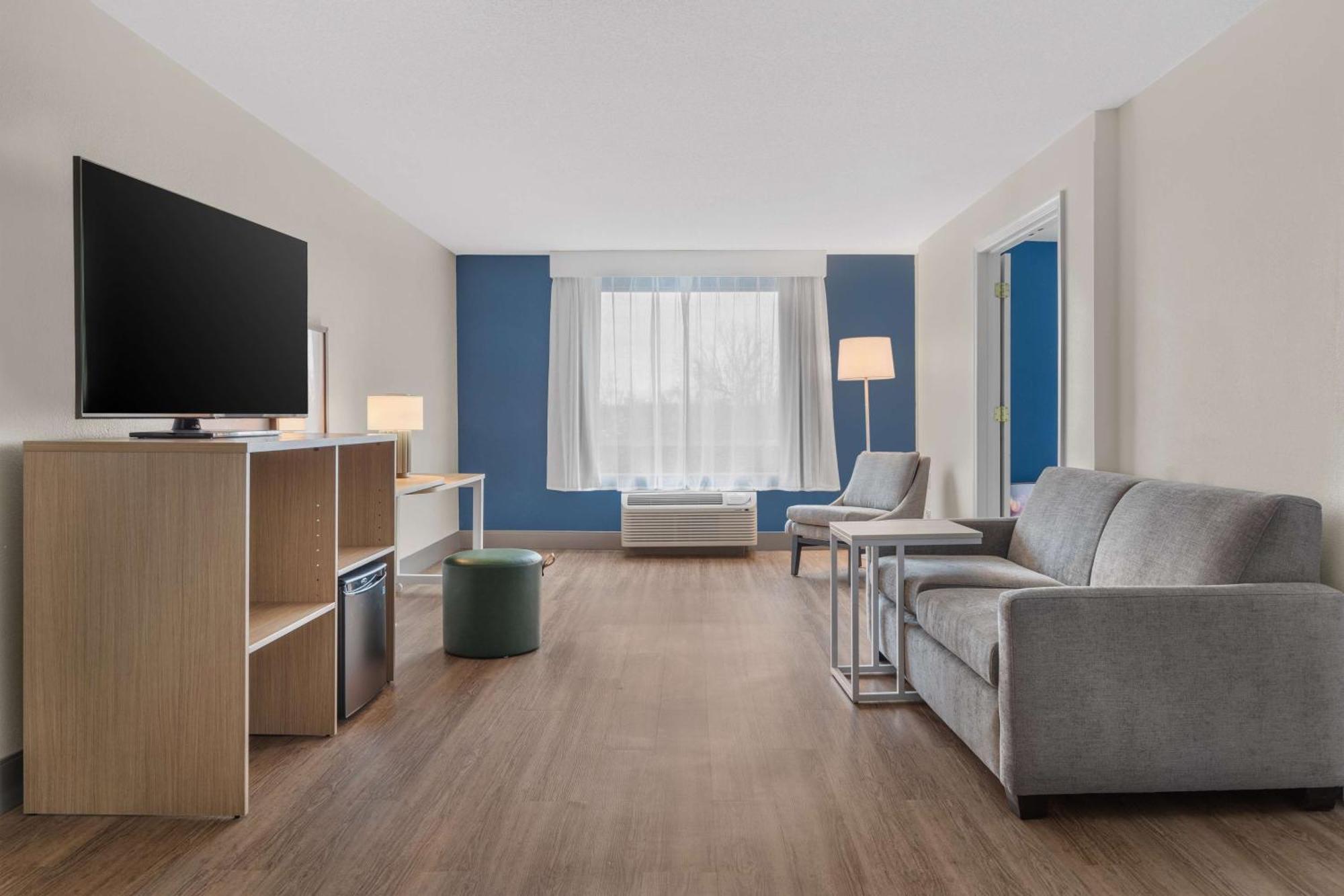 Spark By Hilton Winchester Extérieur photo