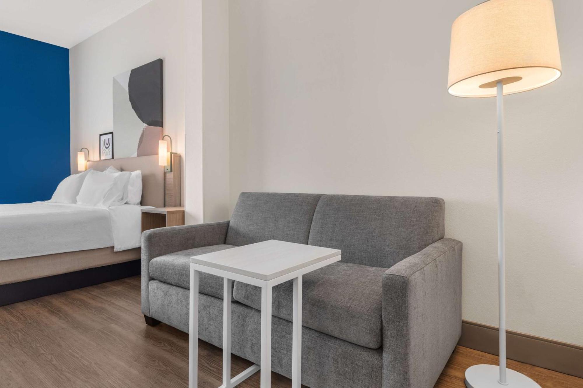Spark By Hilton Winchester Extérieur photo